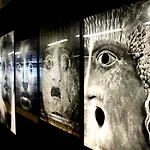 Metro Art Suite Napoli